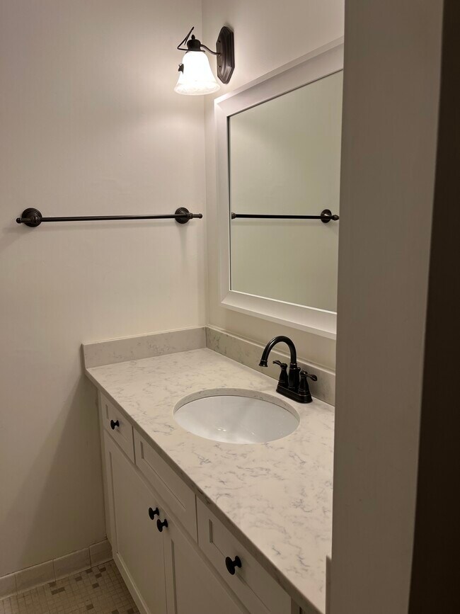 Sink area in Hall bath - 35 Ferncliff Dr