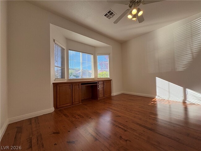 Building Photo - 128 Torchwood Ln