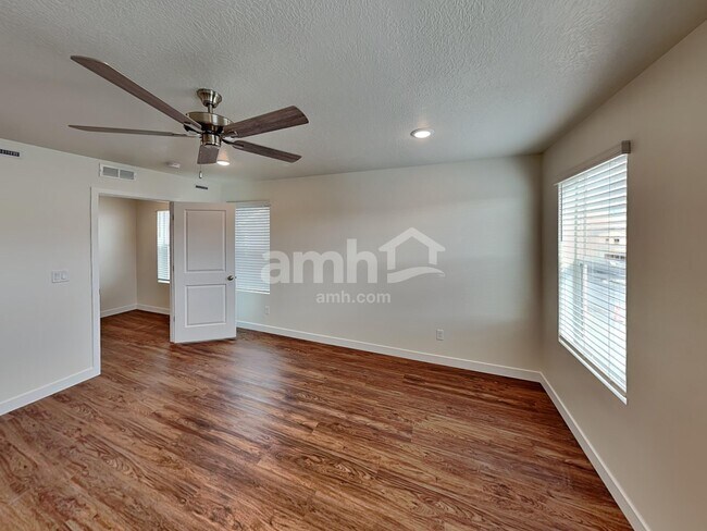 Building Photo - 8958 Wilroy Rd