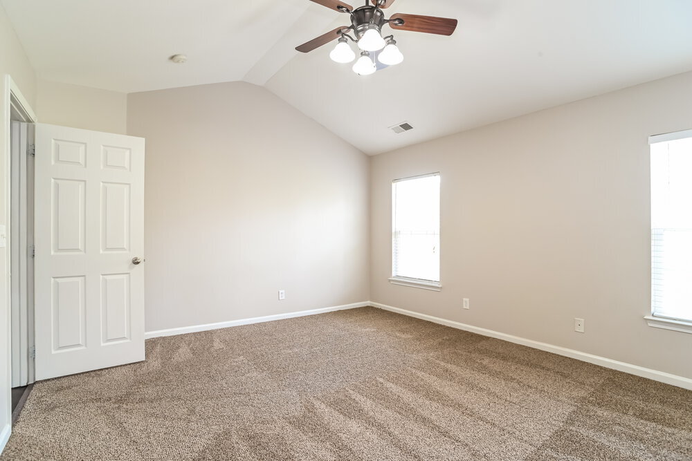 Building Photo - 5938 Firethorne Ln