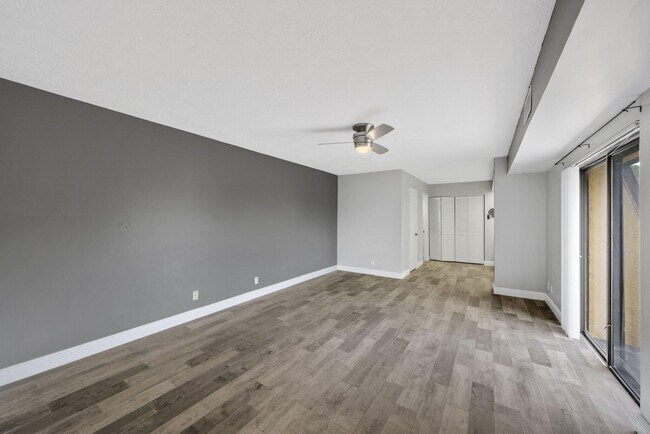 Building Photo - 3665 Silver Lace Ln