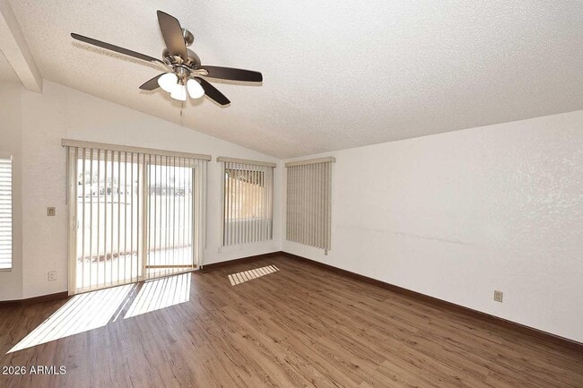 Building Photo - 6249 S Pinehurst Dr