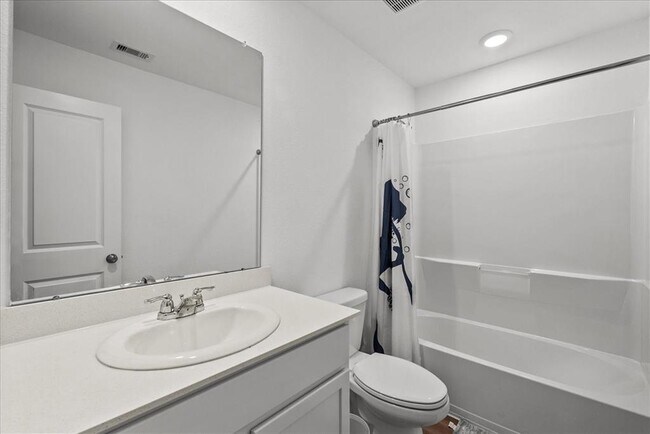Building Photo - 9043 Estes Lks Dr