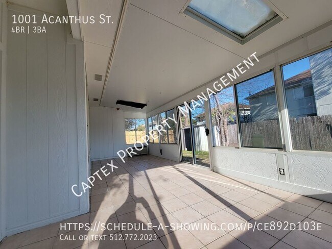 Building Photo - 1001 Acanthus St