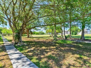 Building Photo - 8401 Lagos De Campo Blvd