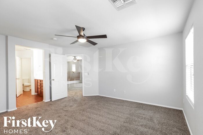 Building Photo - 3834 E Jasper Dr