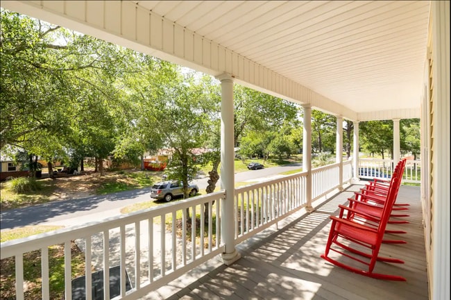 Building Photo - Buck/Brickner Beach House