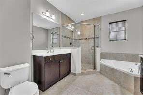 Building Photo - 1295 Vía De Fossi