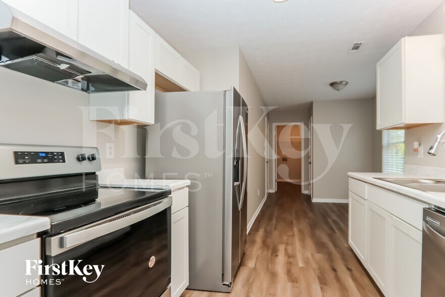 Building Photo - 290 Willow Shoals Dr