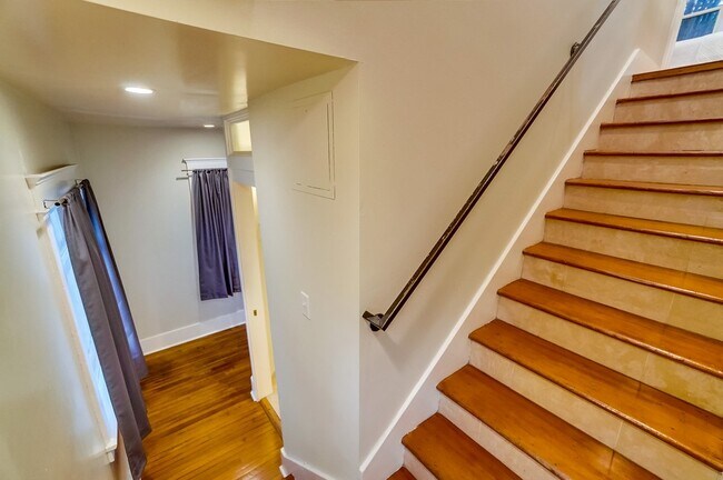 Building Photo - 3131 E Corto Pl