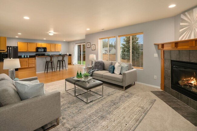Building Photo - 4Bd/2.5Ba Snoqualmie House