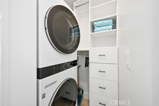 Building Photo - 413 Edgewater Pl