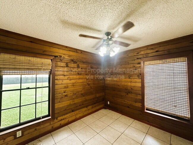 Building Photo - 1620 Nora Tyson Rd