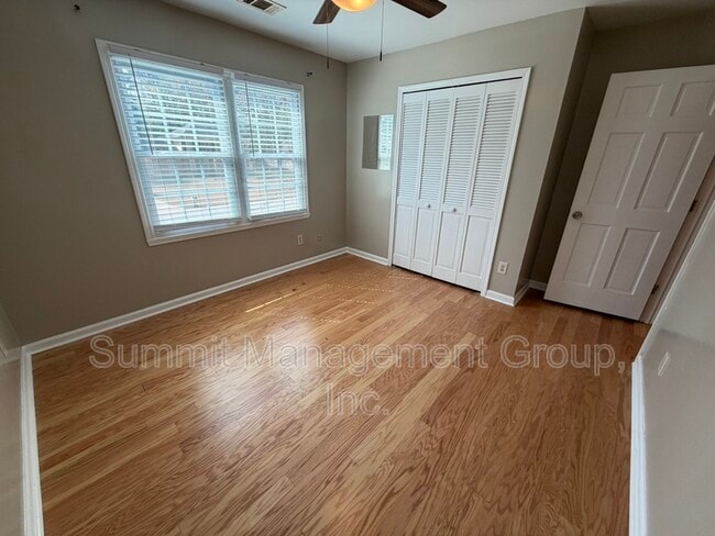 Building Photo - 1611 Ellington Rd SE