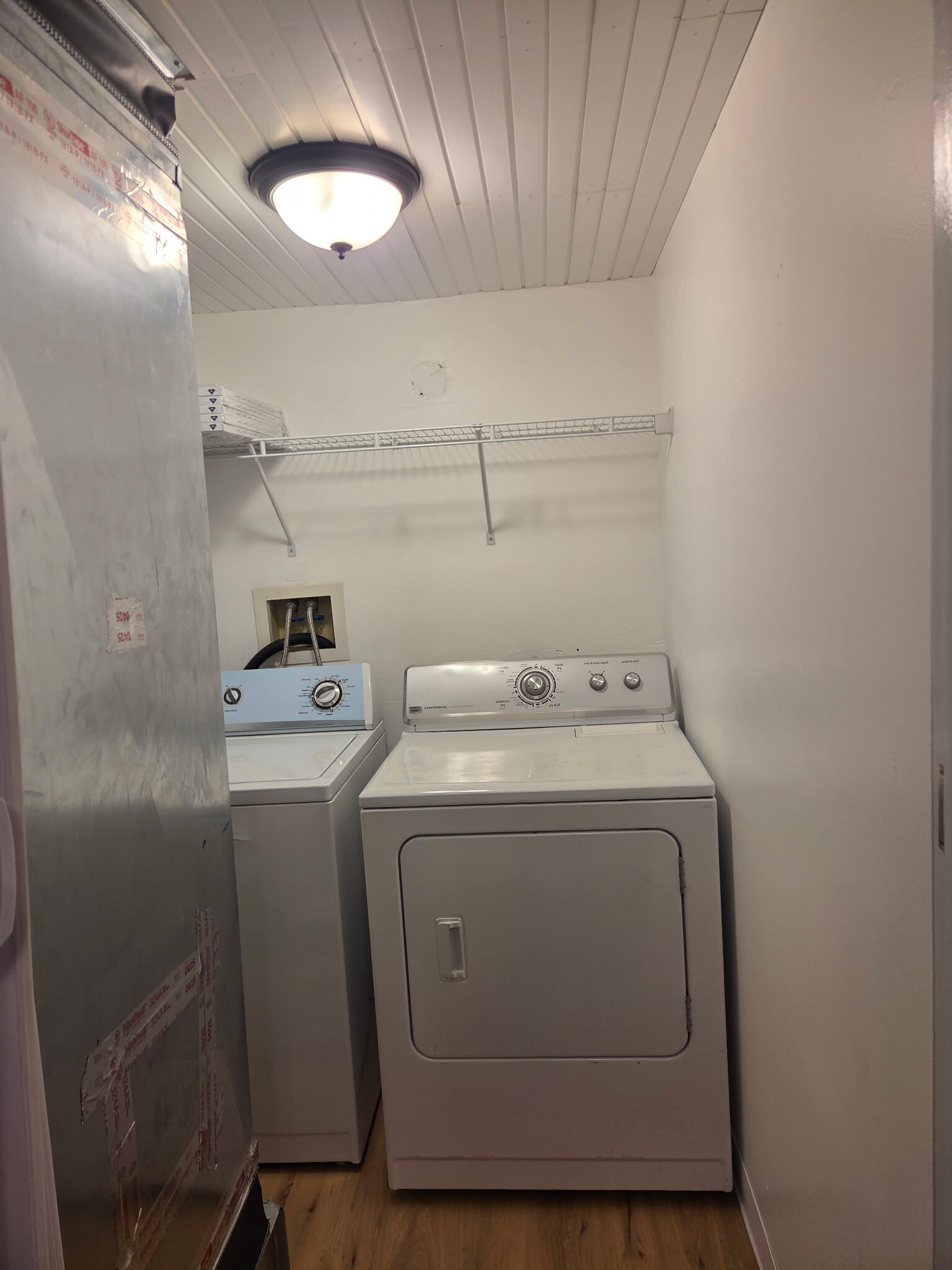 Building Photo - 104 Laurel Ct