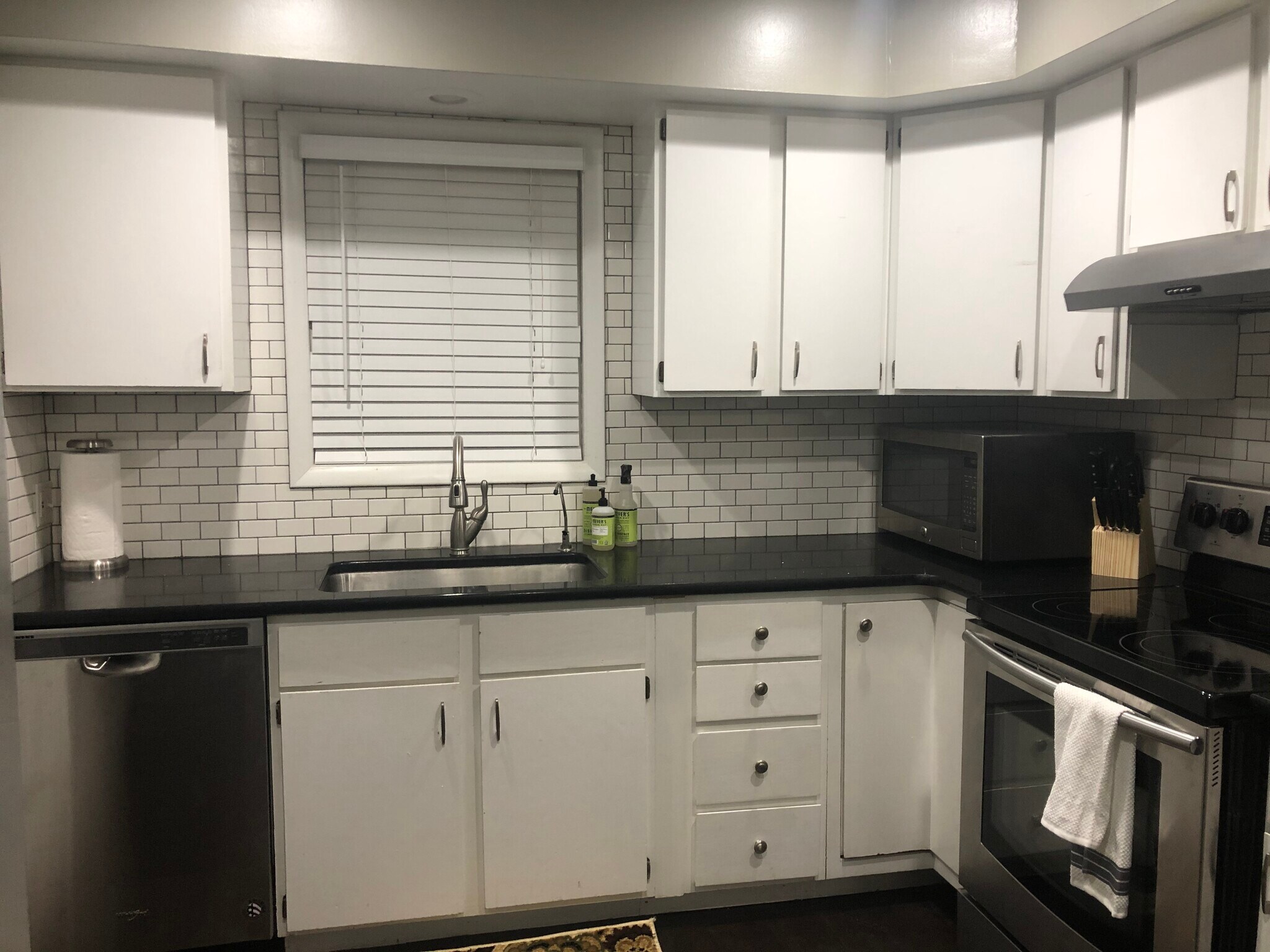 Building Photo - 132 W 1500 S