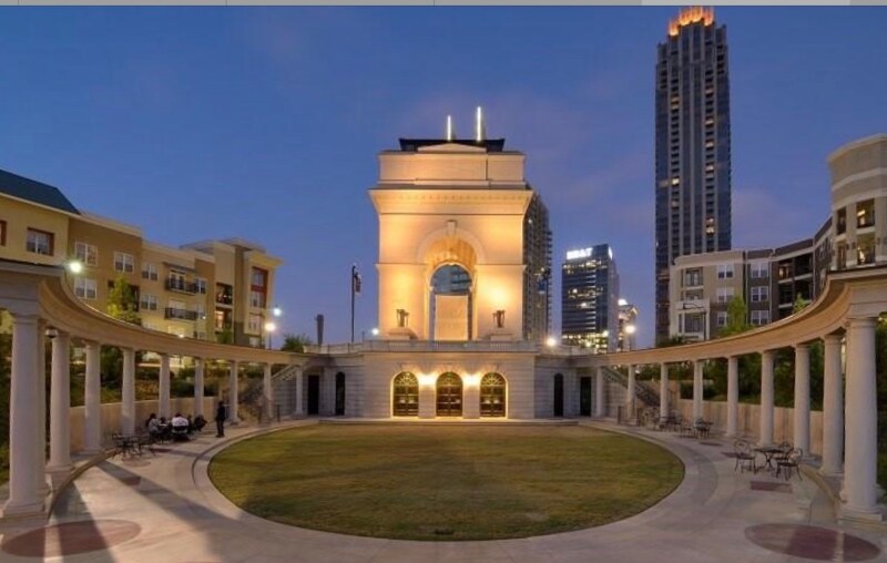 Building Photo - 390 17th St