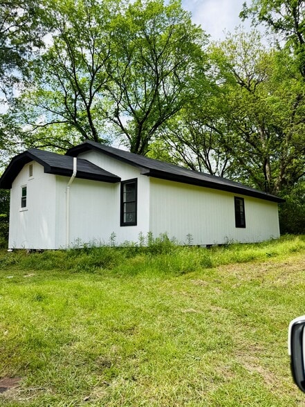 Building Photo - 1712 Plant St