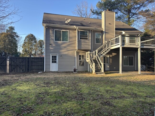 Building Photo - 3410 Camens Ct NE