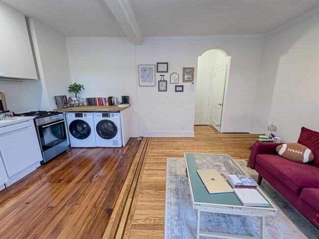 Building Photo - 1223 N Franklin St