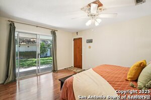 Building Photo - 13823 Brays Forest