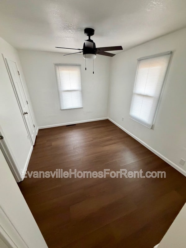 Building Photo - 2148 Waggoner Ave