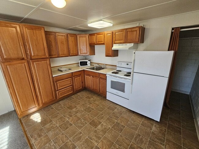 Building Photo - 166 Ponderosa Dr
