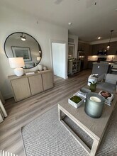 Building Photo - Apartment For Rent