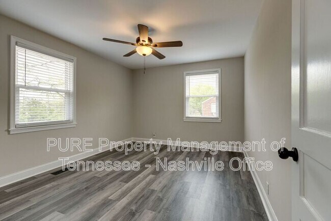 Building Photo - 254 Collier Ave