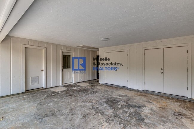 Building Photo - 4 Bed/2 Bath Home in Crossgates in Brandon