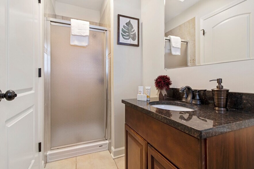 Building Photo - 9471 Sumac Rd