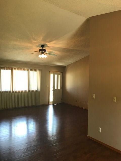 Building Photo - 5 Pinehurst Dr