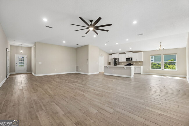 Building Photo - 109 Angler Ln