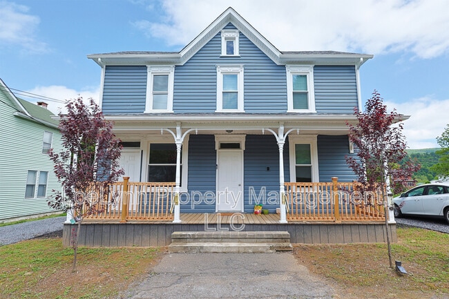 Building Photo - 14210 Temple St