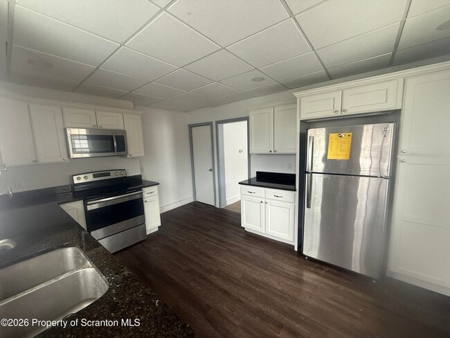 Building Photo - 516 4th St