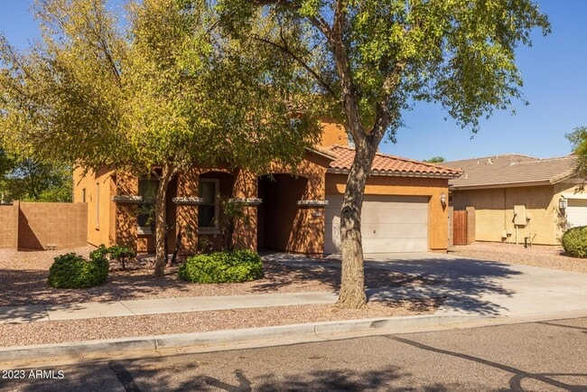 Building Photo - 3112 S 82nd Ln
