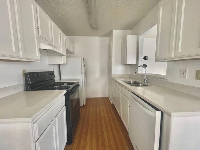 Building Photo - 1205 International Blvd