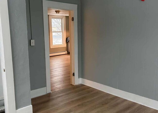 Building Photo - 170 Cleaves St