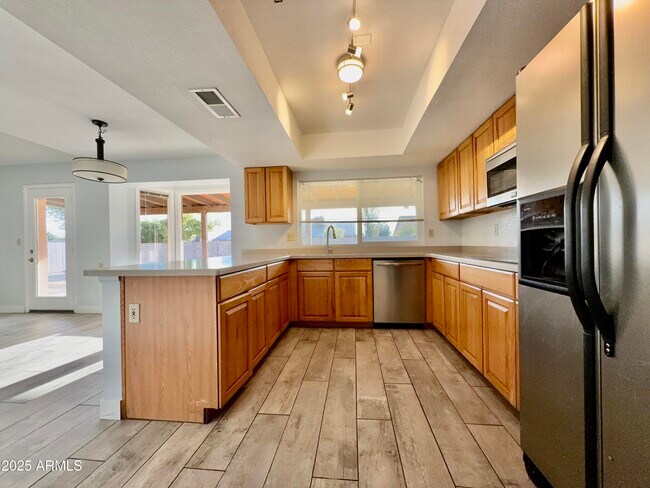 Building Photo - 13410 North 47th Pl