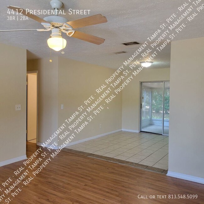 ***AVAILABLE FOR IMMEDIATE MOVE IN*** 4412 Presidential St Seffner FL