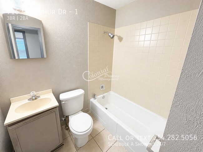 Building Photo - 716 McArthur Dr
