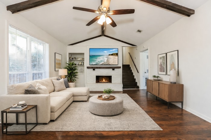 Building Photo - 1401 Jennifer Dr