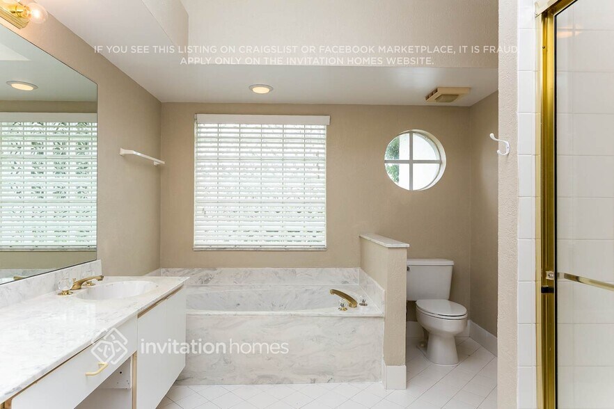 Building Photo - 9296 Lake Serena Dr