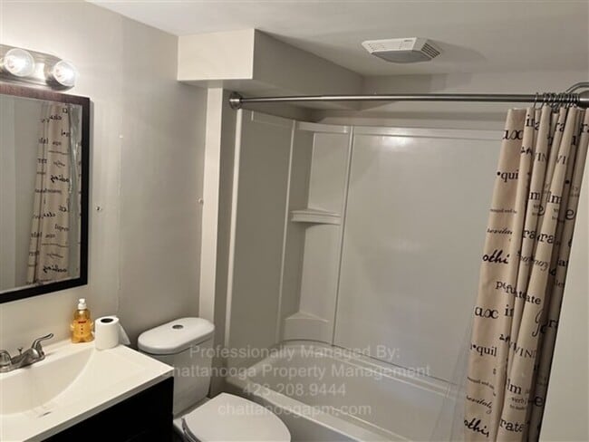 Building Photo - 310 S Parkdale Ave