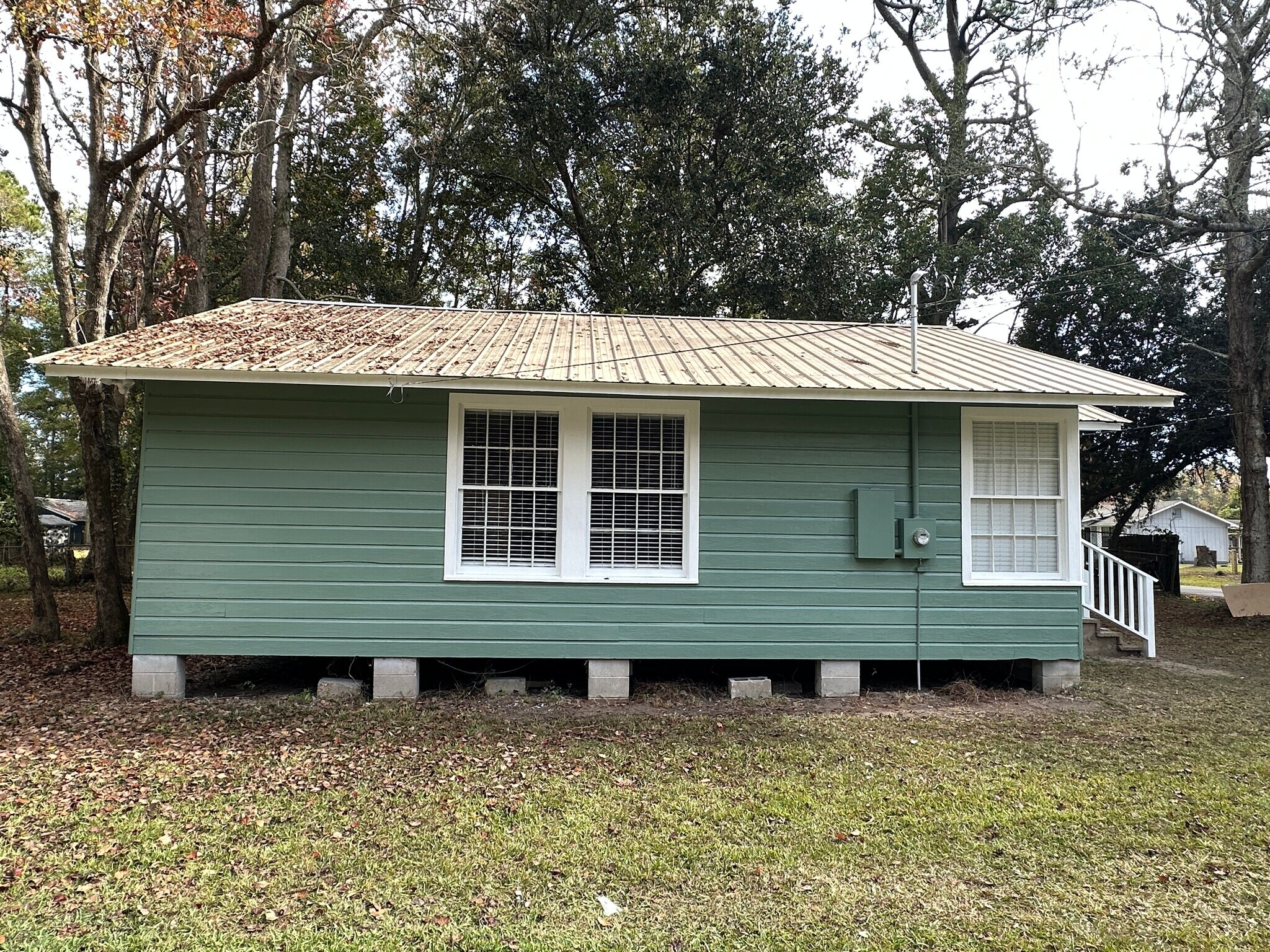 Building Photo - 1528 S Lartigue Ave