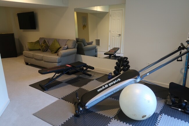 Building Photo - 4501 Deane Ct