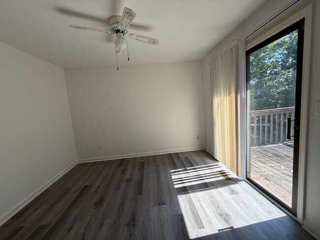 Building Photo - 5305 Century Dr
