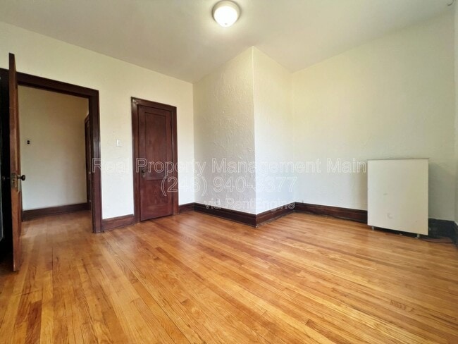 Building Photo - 7107 St John St