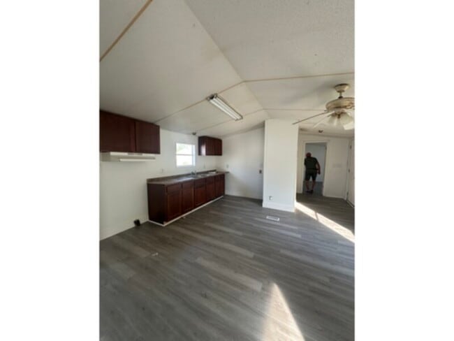 Building Photo - 5675-5675 Saufley Field Rd