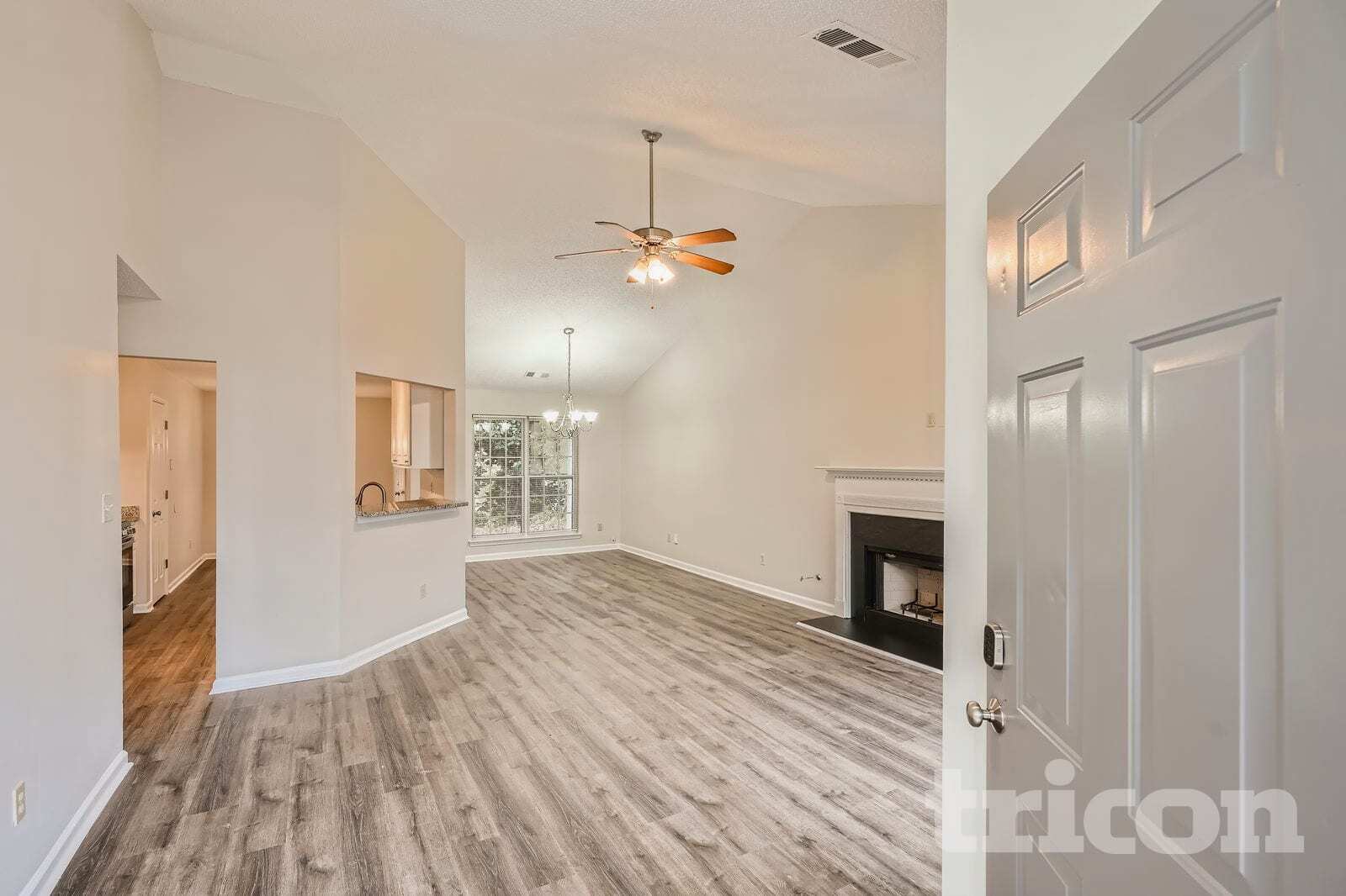 Building Photo - 4875 Larkspur Ln